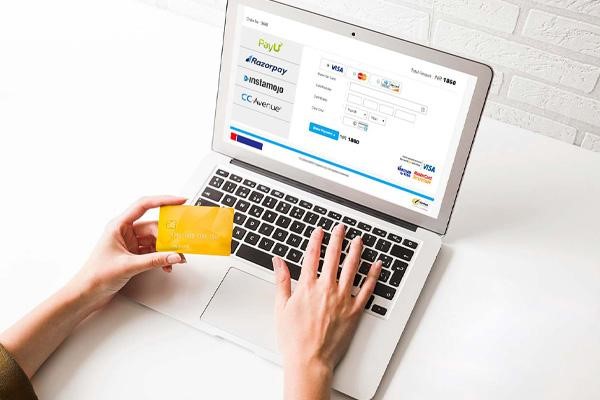 بررسی نحوه گرفتن درگاه پرداخت برای سایت در بلاگ ایران پیامک