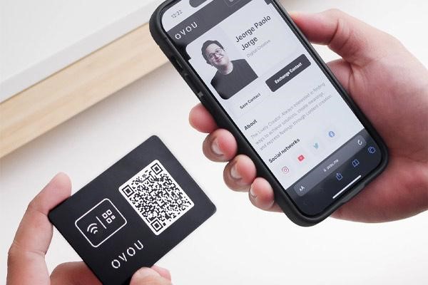 بررسی کارت ویزیت هوشمند nfc در بلاگ ایران پیامک