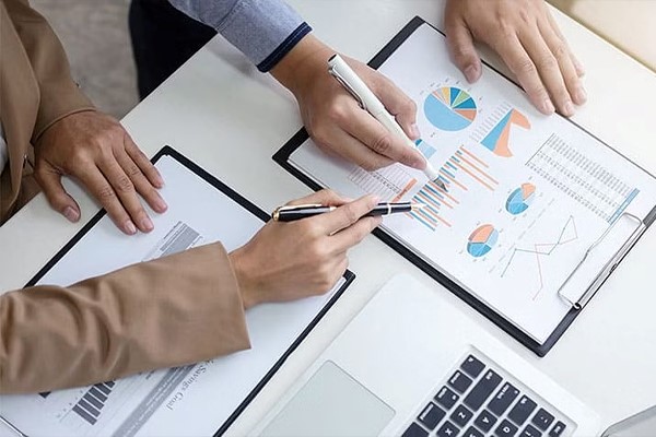 بهترین راهکارها برای تقویت بهره‌وری نیروی انسانی چیست؟
