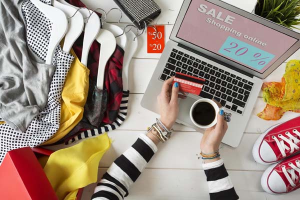 ۴. راهاندازی فروشگاه آنلاین جدید یا مارکتپلیس؟ کدام ایده مناسب شماست؟